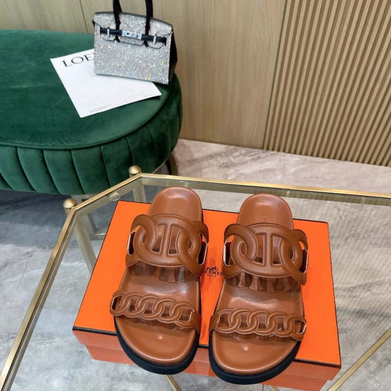 H**mes slippers